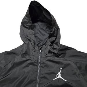 Air Jordan Windbreaker Jacket Boys XL 13-15 Lined Water Resistant Hooded Zip